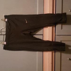 Nike capris